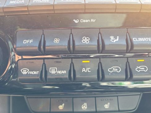 Used 2018 Kia Sportage EX w/ EX Premium Package FWD image 17