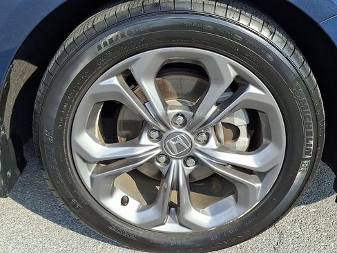 Used 2023 Honda Accord EX image 10