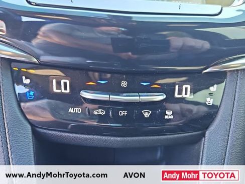 Used 2022 Cadillac XT6 Premium Luxury AWD/4WD image 25
