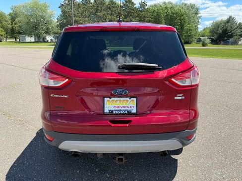 Used 2015 Ford Escape SE AWD/4WD image 4