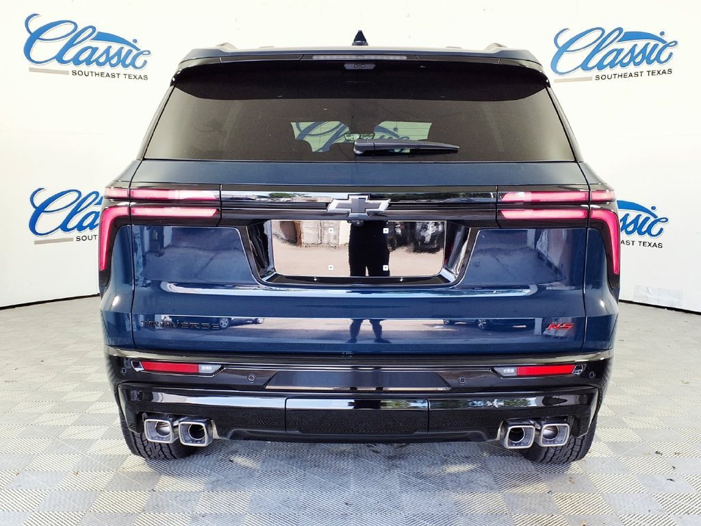 New 2027 Chevrolet Traverse RS FWD image 4