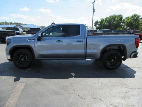 Certified 2026 GMC Sierra 1500 SLE RWD image 9