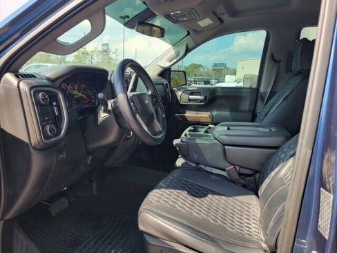 Used 2019 Chevrolet Silverado 1500 LT w/ All-Star Edition image 17