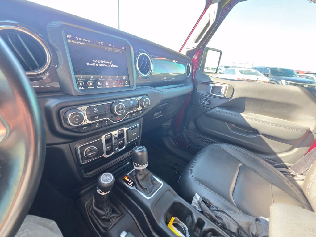 Used 2021 Jeep Wrangler Unlimited Sahara AWD/4WD image 12