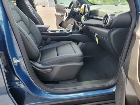 Used 2026 Chevrolet Equinox LT w/ Convenience Package II image 31