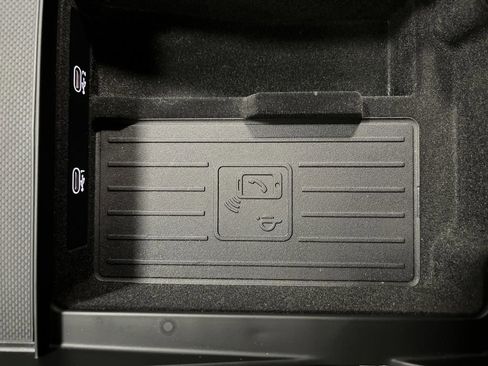 Used 2023 Audi Q7 3.0T Premium w/ Convenience Package image 27