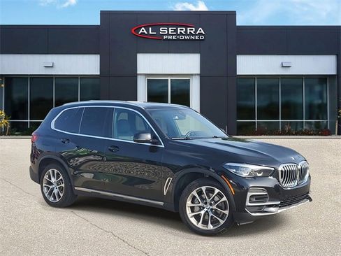 Used 2022 BMW X5 xDrive40i w/ Premium Package image 1