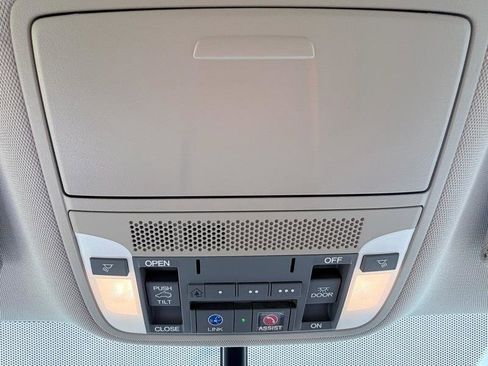 Used 2016 Acura RDX FWD w/ Technology Package image 16