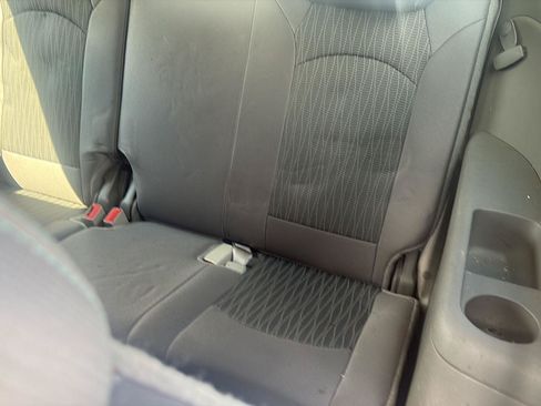 Used 2013 Chevrolet Traverse LS FWD image 19