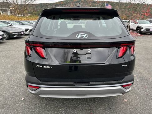 New 2026 Hyundai Tucson SE image 4