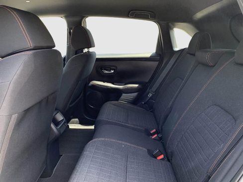 Certified 2025 Honda HR-V Sport image 39