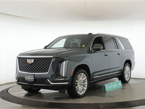 Used 2025 Cadillac Escalade ESV Premium Luxury w/ Touring Package image 10