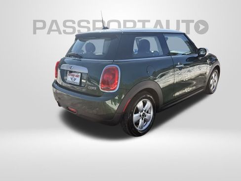 Used 2015 MINI Cooper 2-Door Hardtop image 6