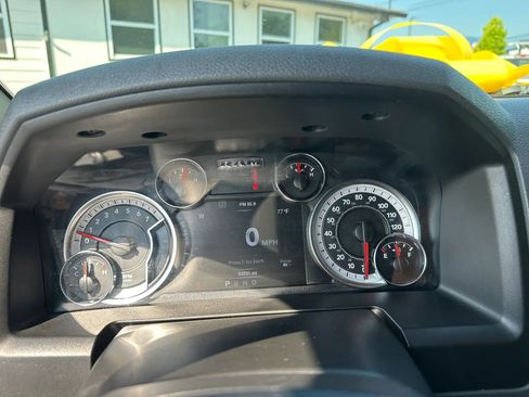 Used 2019 RAM 1500 Big Horn RWD image 27