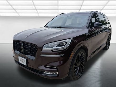 Used 2023 Lincoln Aviator Reserve w/ Equipment Group 201A AWD/4WD image 31