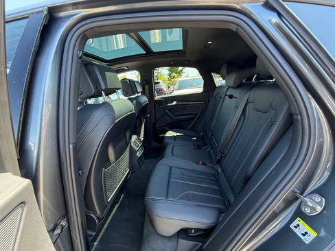 Used 2023 Audi Q5 2.0T Premium Plus w/ Premium Plus Package AWD/4WD image 22
