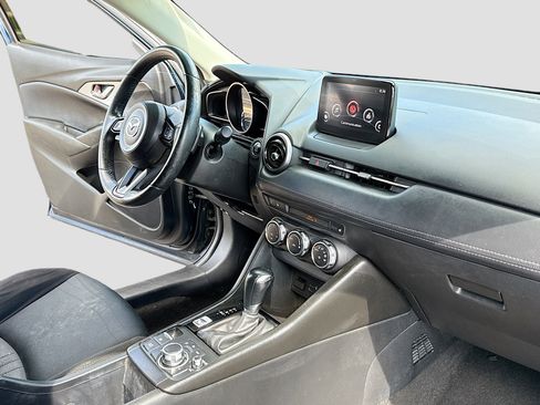 Used 2019 MAZDA CX-3 Touring FWD image 5