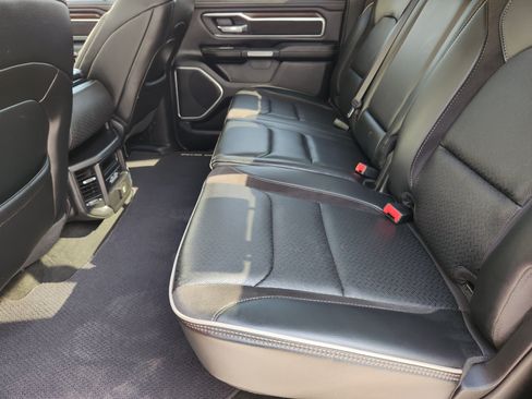 Used 2022 RAM 1500 Laramie AWD/4WD image 33