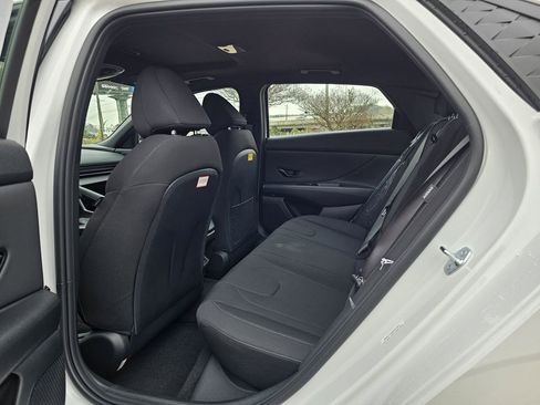 New 2026 Hyundai Elantra SEL Sport image 13