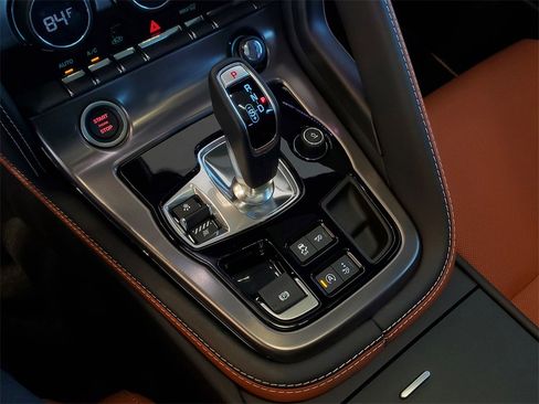 New 2024 Jaguar F-TYPE R image 22