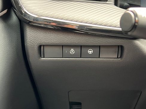 New 2026 Nissan Kicks SR w/ SR Premium Package AWD/4WD image 31