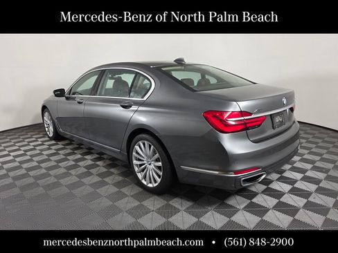 Used 2017 BMW 740i xDrive 740i xDrive image 6