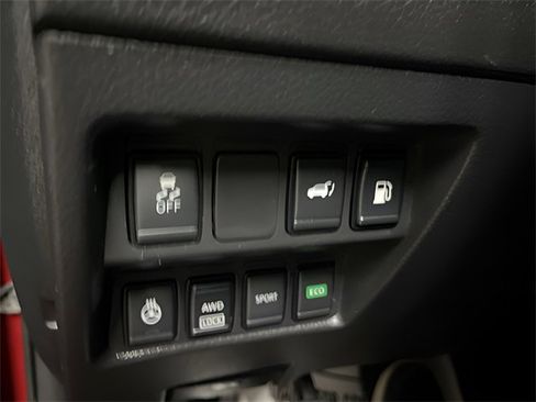 Used 2018 Nissan Rogue SV w/ Premium Package image 22