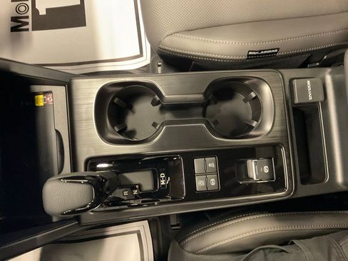 New 2026 Subaru Outback Limited image 21