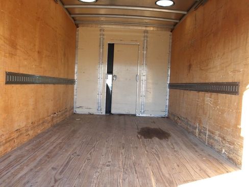 Used 2013 Ford E-350 and Econoline 350 Super Duty w/ Payload Pkg image 34