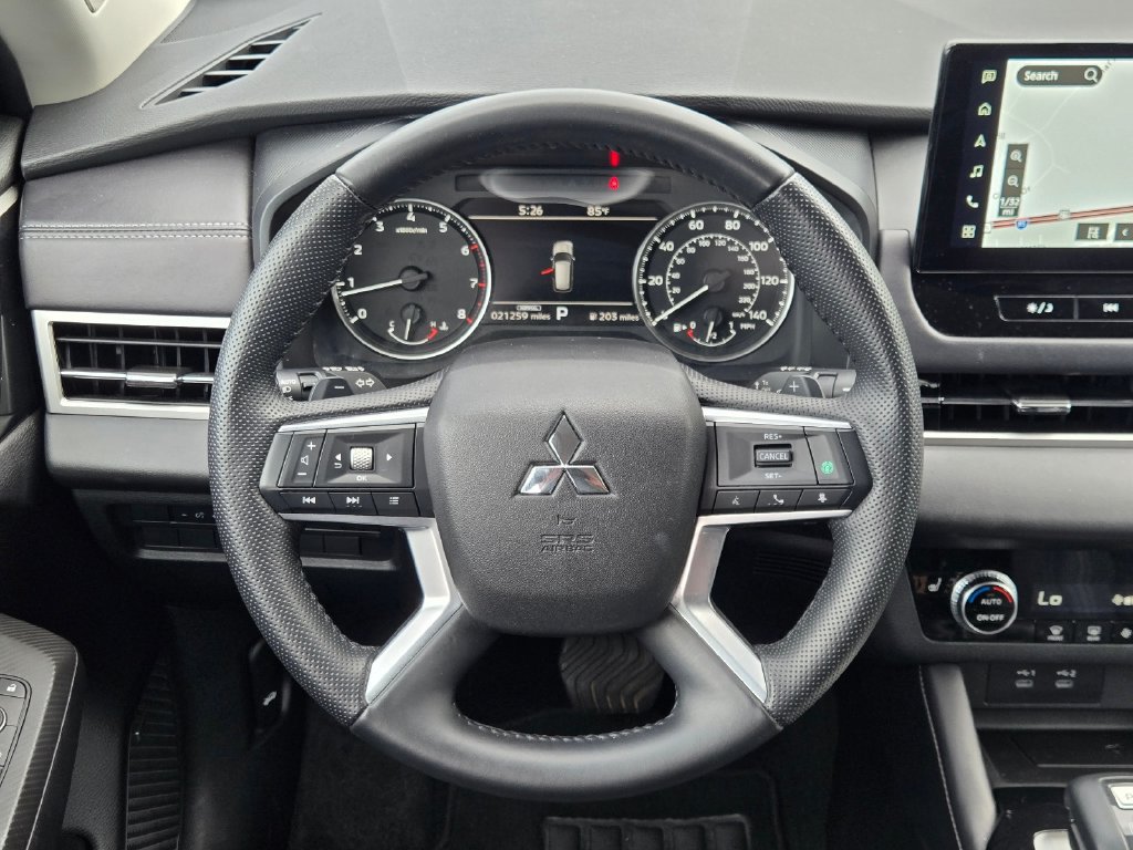 Used 2025 Mitsubishi Outlander SE AWD/4WD image 18