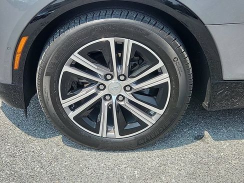 Certified 2023 Cadillac Lyriq AWD image 8