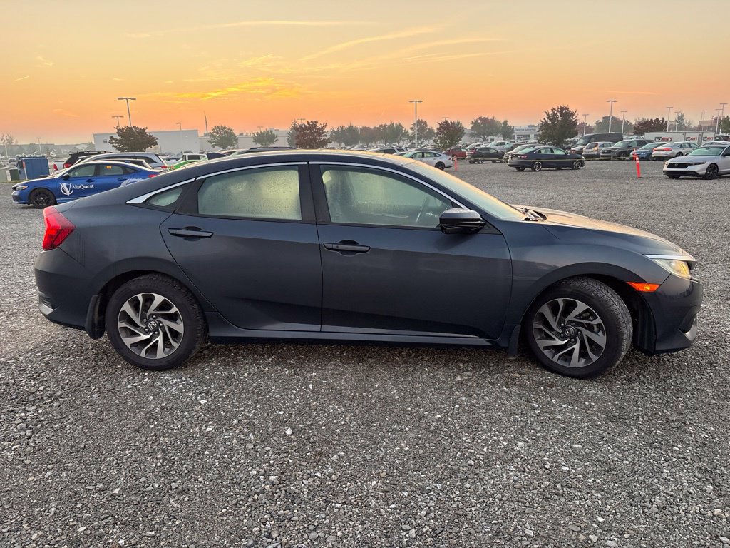 Used 2018 Honda Civic EX image 10
