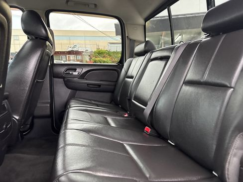 Used 2012 Chevrolet Silverado 2500 LTZ w/ LTZ Plus Package image 23