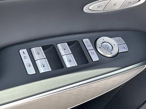 New 2026 Genesis GV70 2.5T Sport Prestige AWD/4WD image 18