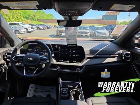 New 2026 Chevrolet Equinox LT AWD/4WD image 10