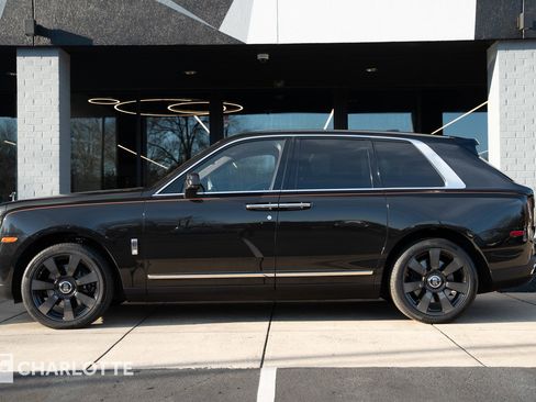 Used 2019 Rolls-Royce Cullinan image 8