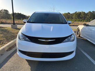 Used 2023 Chrysler Voyager LX video 2