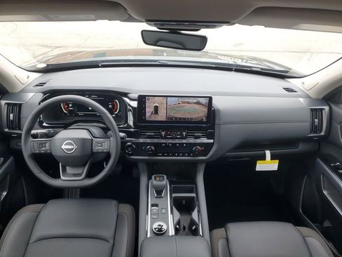 New 2026 Nissan Pathfinder SL image 26