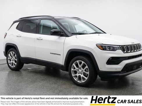Used 2025 Jeep Compass Limited AWD/4WD image 1
