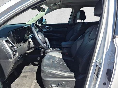 Used 2022 Kia Sorento SX FWD image 9