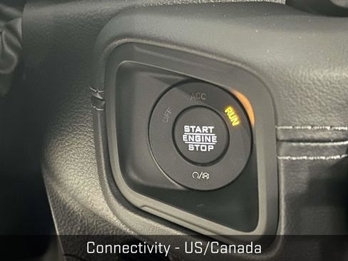 Certified 2025 Jeep Gladiator Rubicon w/ Dual Top Group image 31