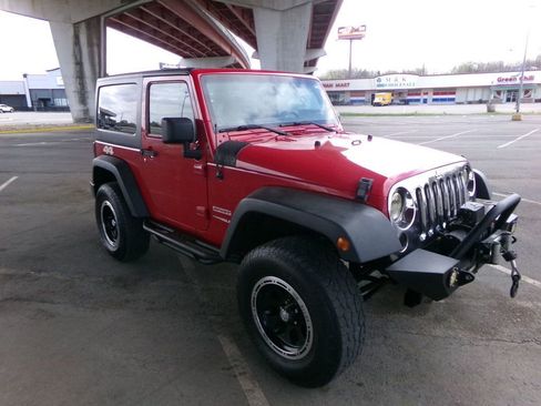 Used 2012 Jeep Wrangler Sport AWD/4WD image 4