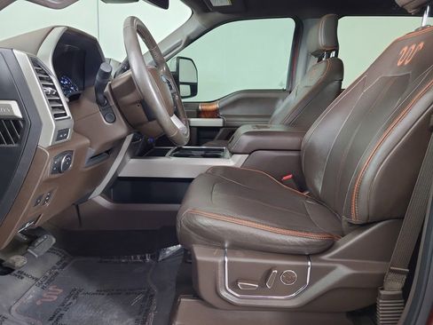 Used 2017 Ford F450 King Ranch w/ King Ranch Ultimate Package image 20