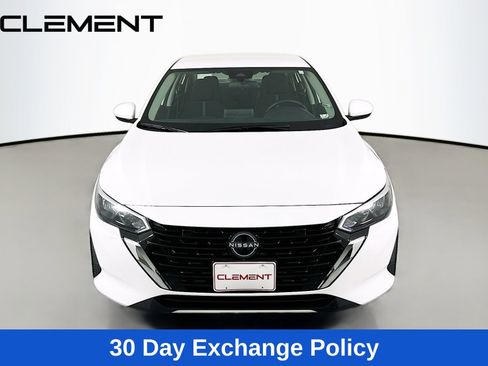 Used 2025 Nissan Sentra SV FWD image 3