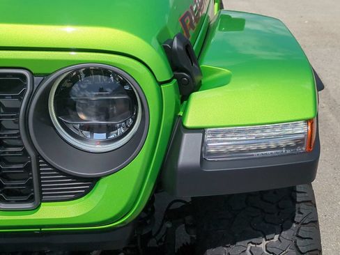 New 2026 Jeep Wrangler Unlimited Rubicon AWD/4WD image 10