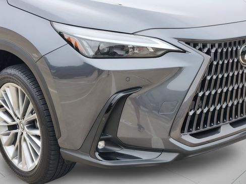 Certified 2025 Lexus NX 350 AWD w/ Accessory Package (2T) image 43