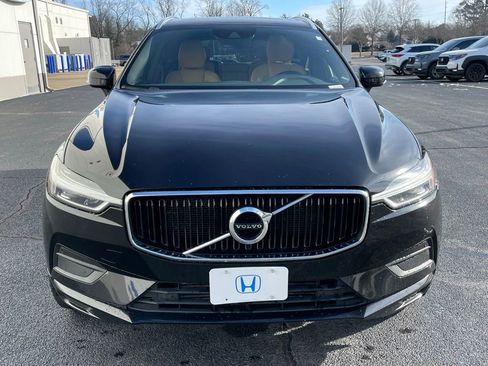 Used 2020 Volvo XC60 T5 Momentum w/ Protection Package Premier image 9