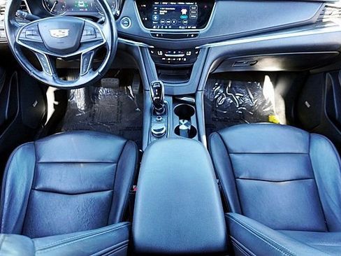 Used 2023 Cadillac XT5 Premium Luxury AWD/4WD image 22