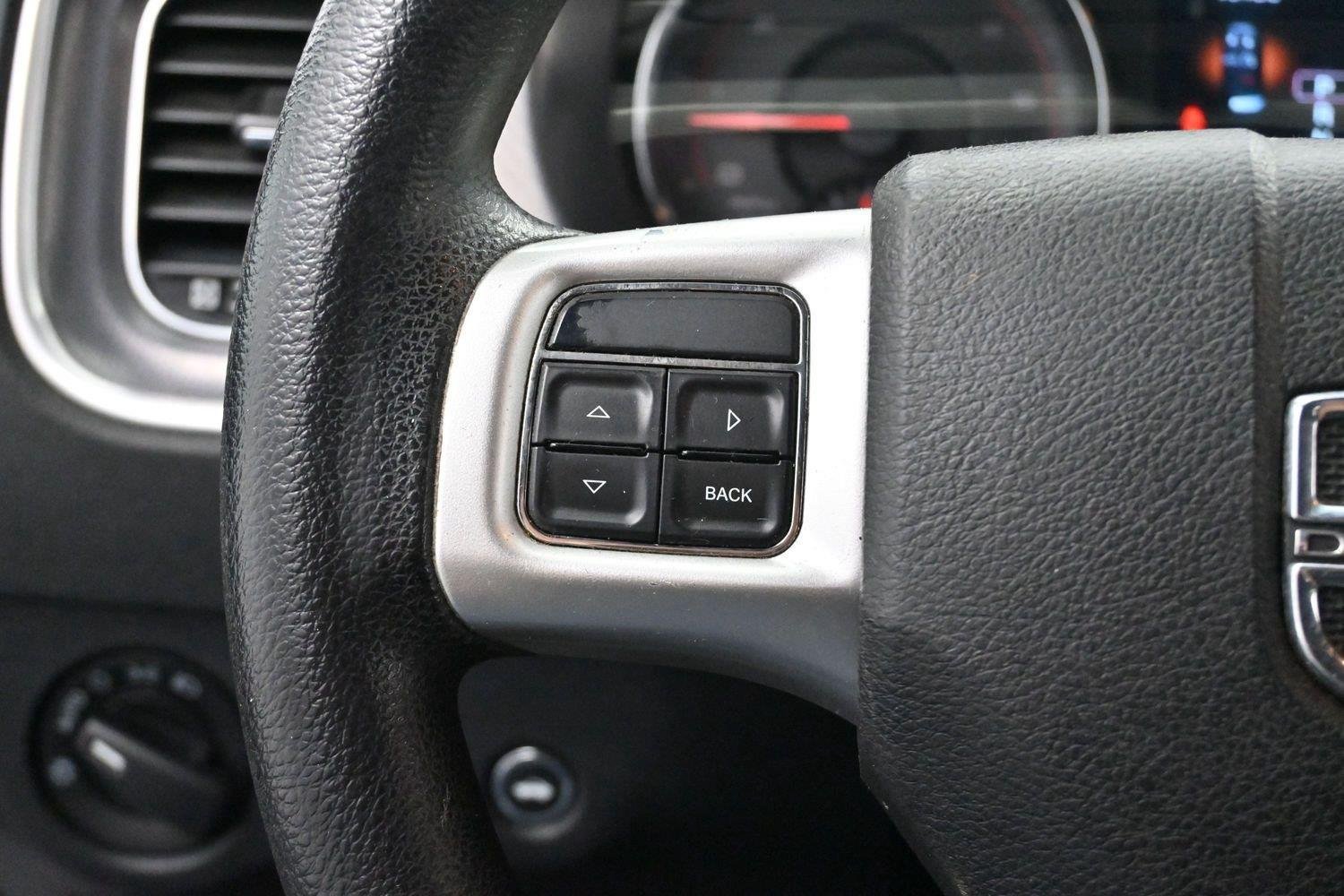 Used 2013 Dodge Charger SE RWD image 16