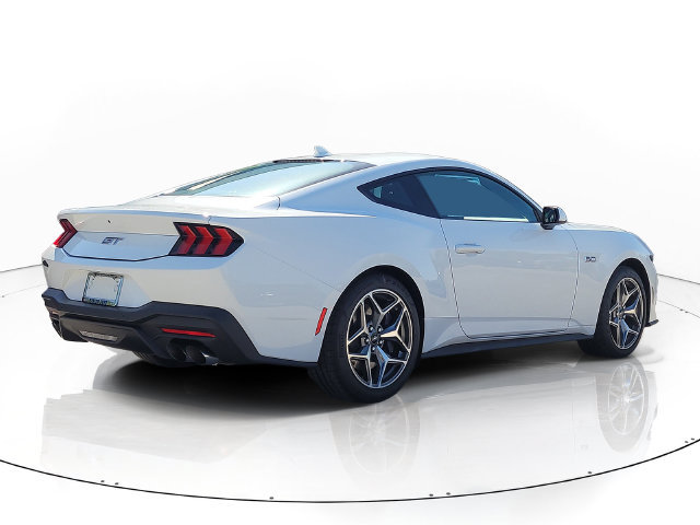 New 2026 Ford Mustang GT w/ GT Performance Package RWD image 5